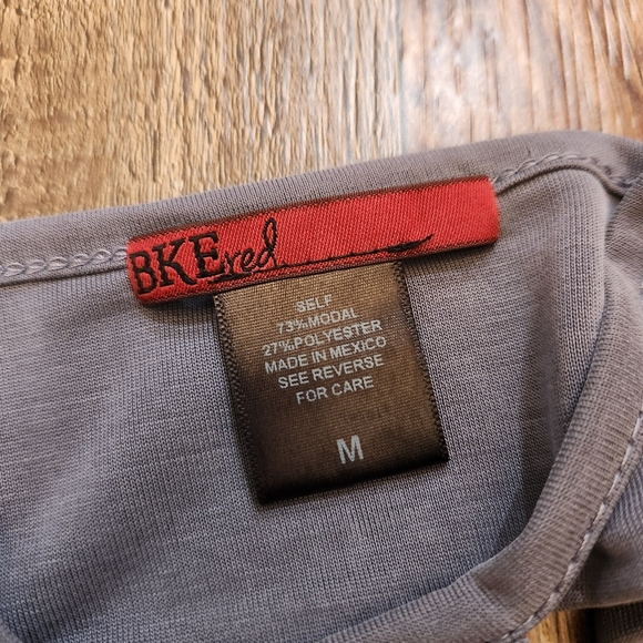 BKE Red Long Sleeve Top With Neck Line Details - Picture 4 of 6